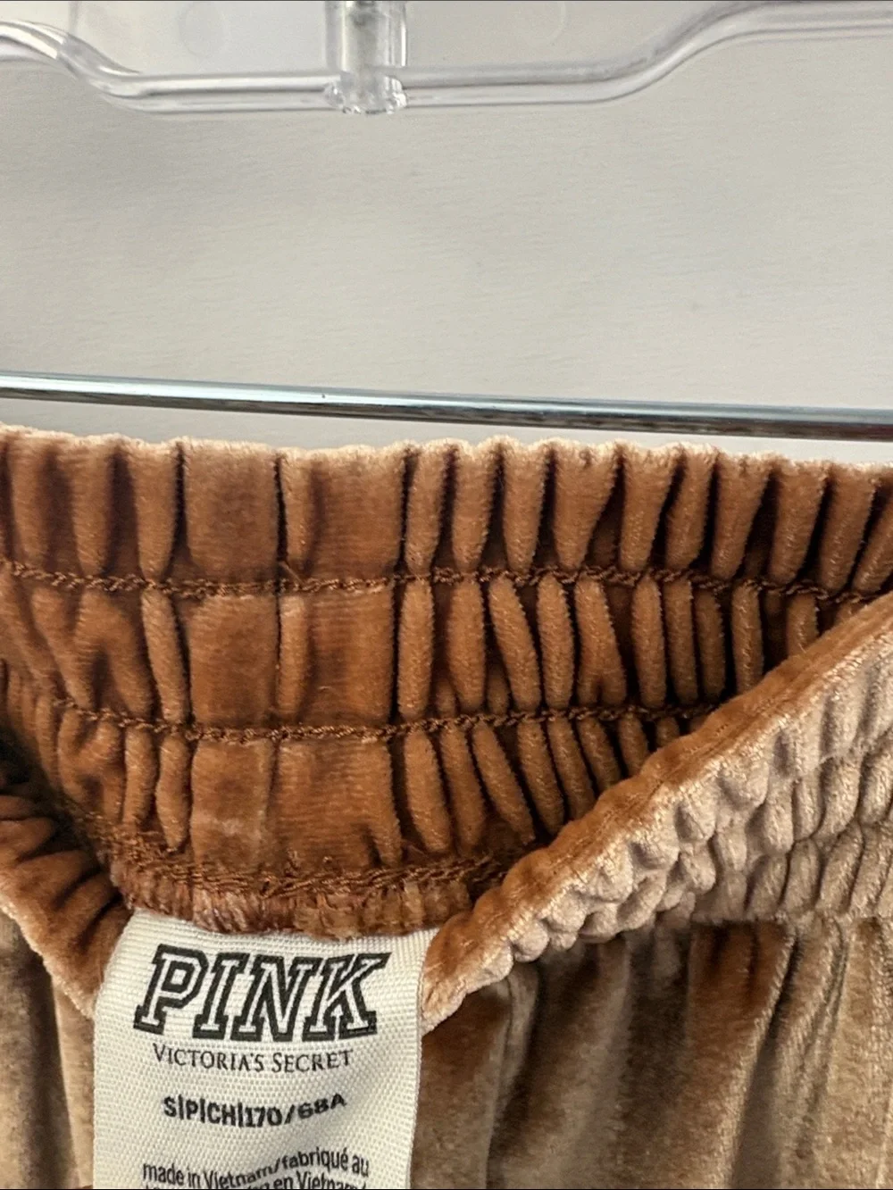 PINK Victoria’s Secret Velour Track Suit Women’s Size S/M Tan 2 Pc Rhinestone - Picture 7 of 9